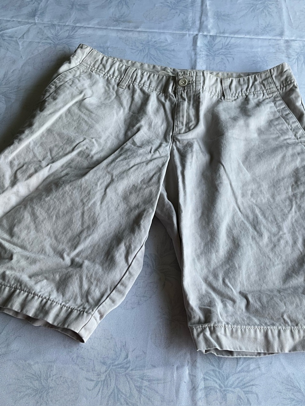 Eddie Bauer size 10 ladies shorts